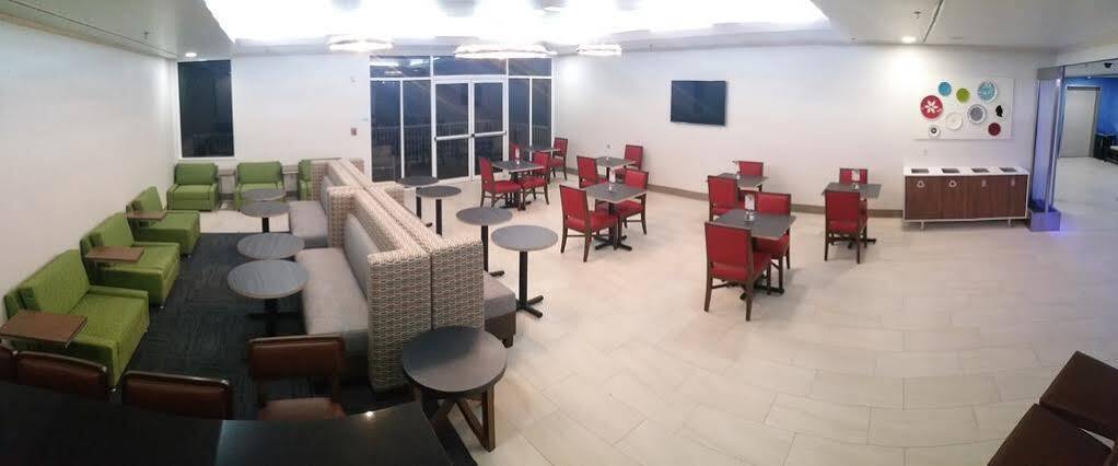 Holiday Inn Express Daytona Beach - Speedway, An Ihg Hotel Eksteriør bilde